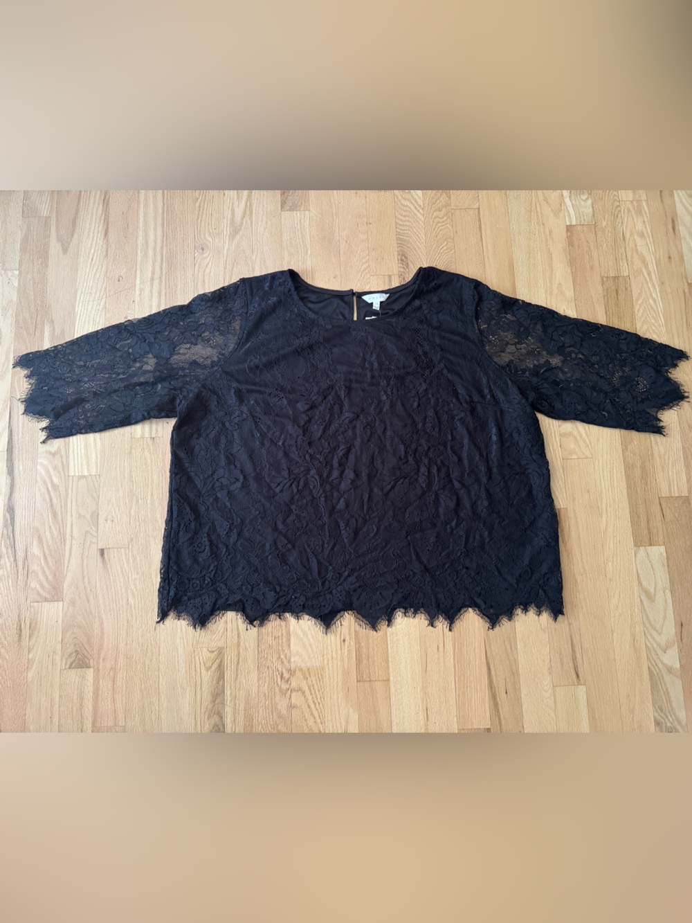 Black Lace Short Sleeve Top